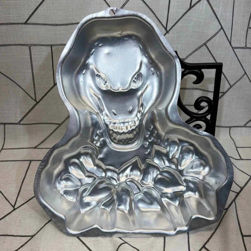 Wilton T-Rex Dinosaur Cake Pan 14